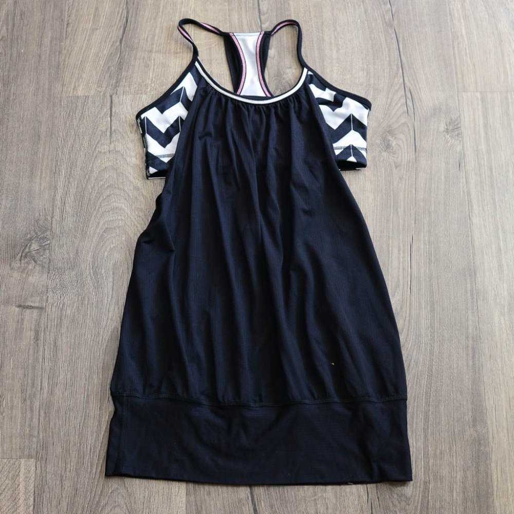 Lululemon No Limits Tank 4 Black White Arrow Chevron workout athleisure